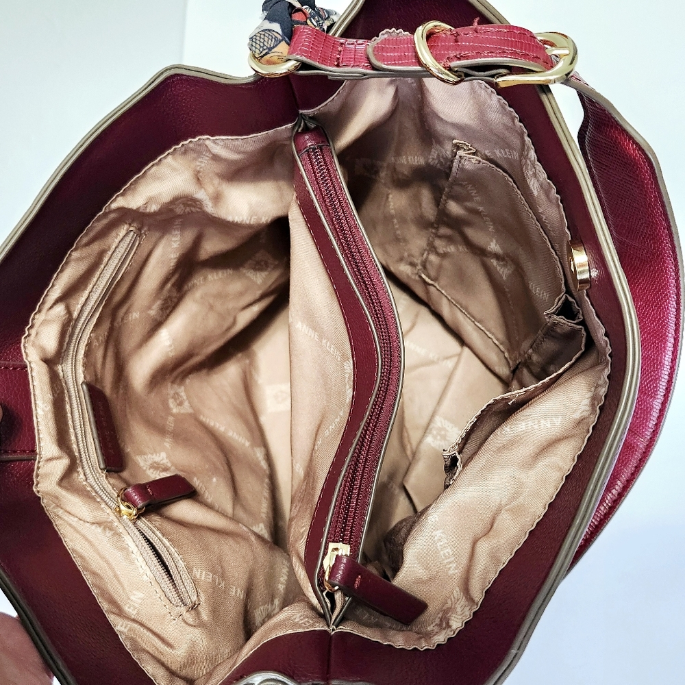 ANNE  KLEIN Shoulder Bag Maroon Purse w/ scarf - Picture 12 of 14